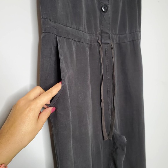 THREAD & SUPPLY • Charcoal Gray Tencel Sleeveless Jump Suit Sz S - Picture 4 of 8